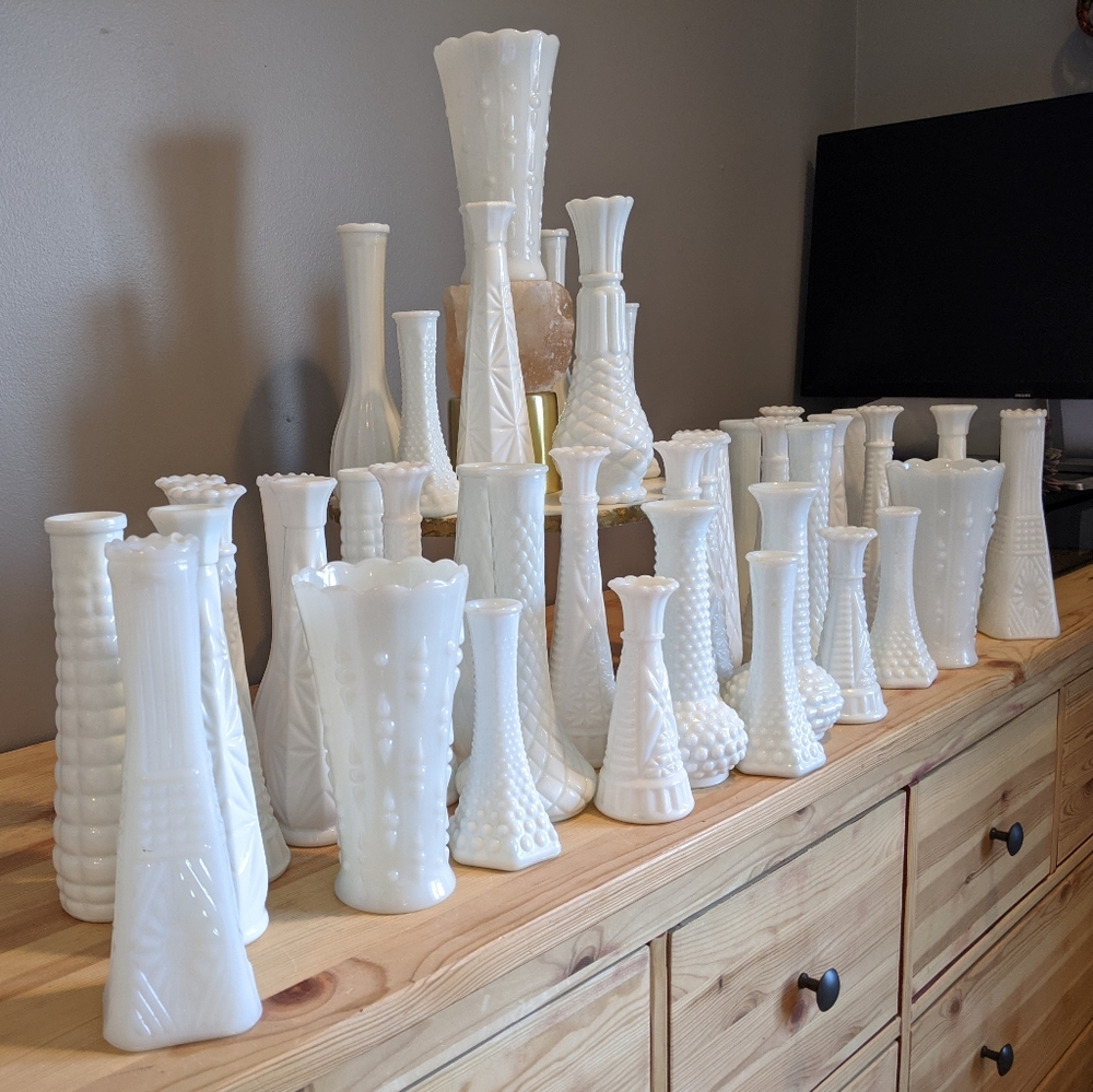 Lot of 40 Vintage Milk White Vases Wedding - Picture 4 of 16